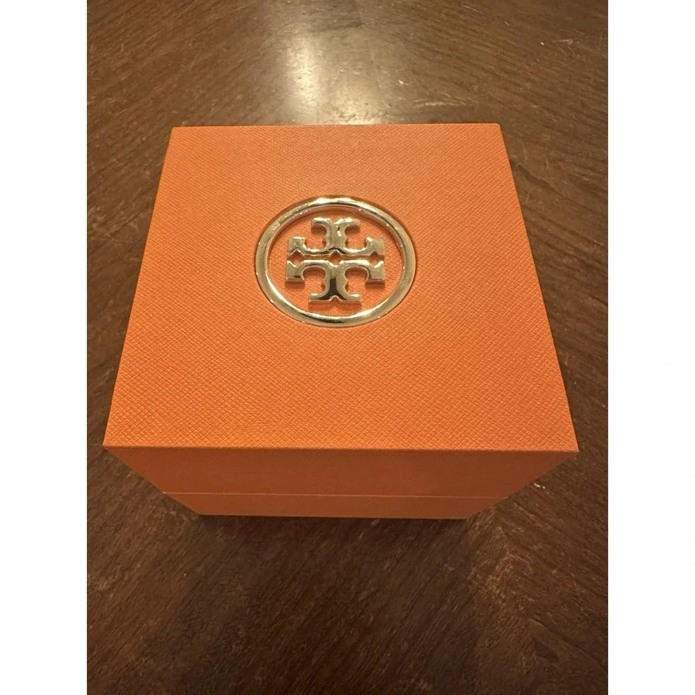 Tory Burch tory burch
